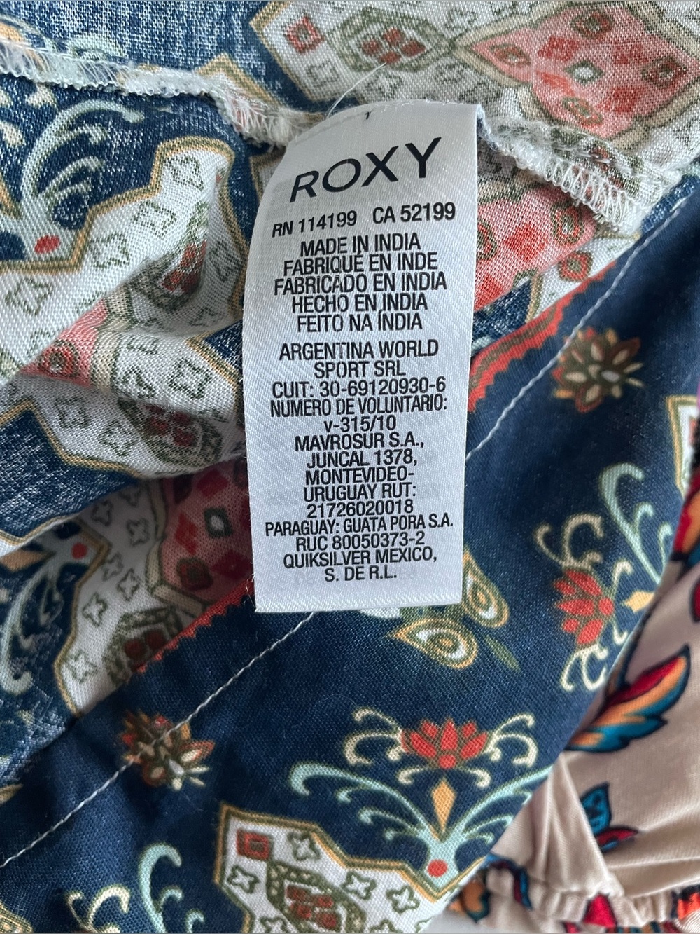Roxy Woman’s Maxi in SZ L dress is in gently used condition - Picture 2 of 8